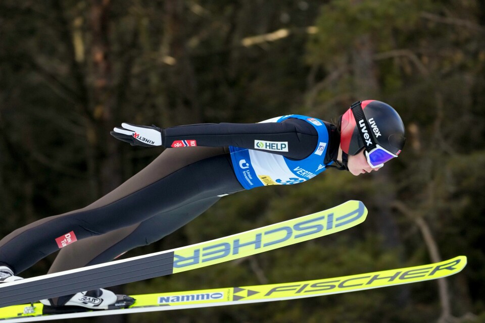 Silje Opseth skuffet i Willingen. Silje Opseth begynner å finne hoppformen. Foto: Darko Bandic / AP / NTB
