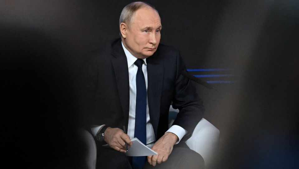 Russland og president Vladimir Putin er på offensiven i Ukraina. Russian President and presidential candidate Vladimir Putin meets with his confidants ahead of the upcoming presidential election in Moscow on January 31, 2024. The election will be held over a three-day period from March 15 to 17. (Photo by NATALIA KOLESNIKOVA / AFP)