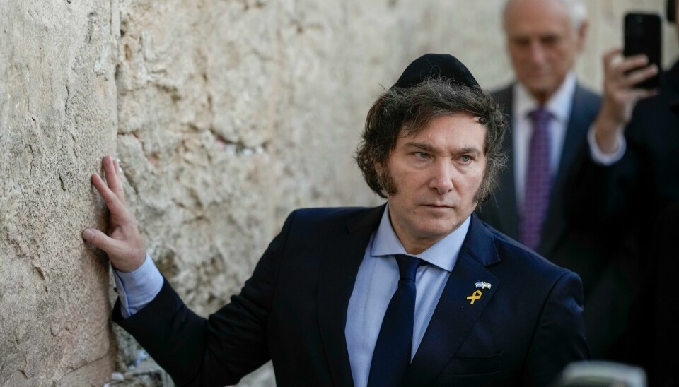 Argentinas president Javier Milei ved Vestmuren i Jerusalems gamleby tirsdag. Argentinas president Javier Milei ved Vestmuren i Jerusalems gamleby tirsdag. Foto: Leo Correa / AP / NTB