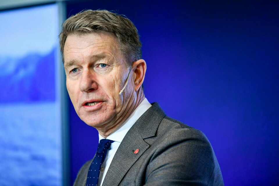 At Fornybar Norge kun er opptatt av vind-, vann- og solenergi bør ikke forbause. Det er verre når politikerne forledes i samme retning, skriver Olav Hjeljord. Han oppfordrer energiminister Terje Aasland (bildet) og andre politikere til å besinne seg. Energiminister Terje Aasland