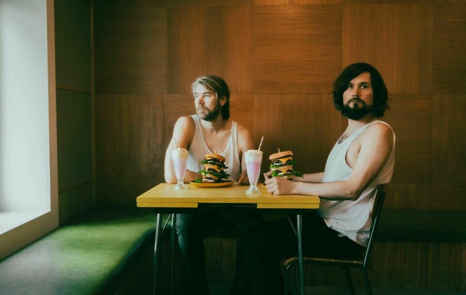 Timo Silvola (trommer/vokal) og Tony Gonzalez (gitar/vokal) i Barren Wombs er et av flere tunge norske rockeband som er ute med nytt album denne helgen. rock