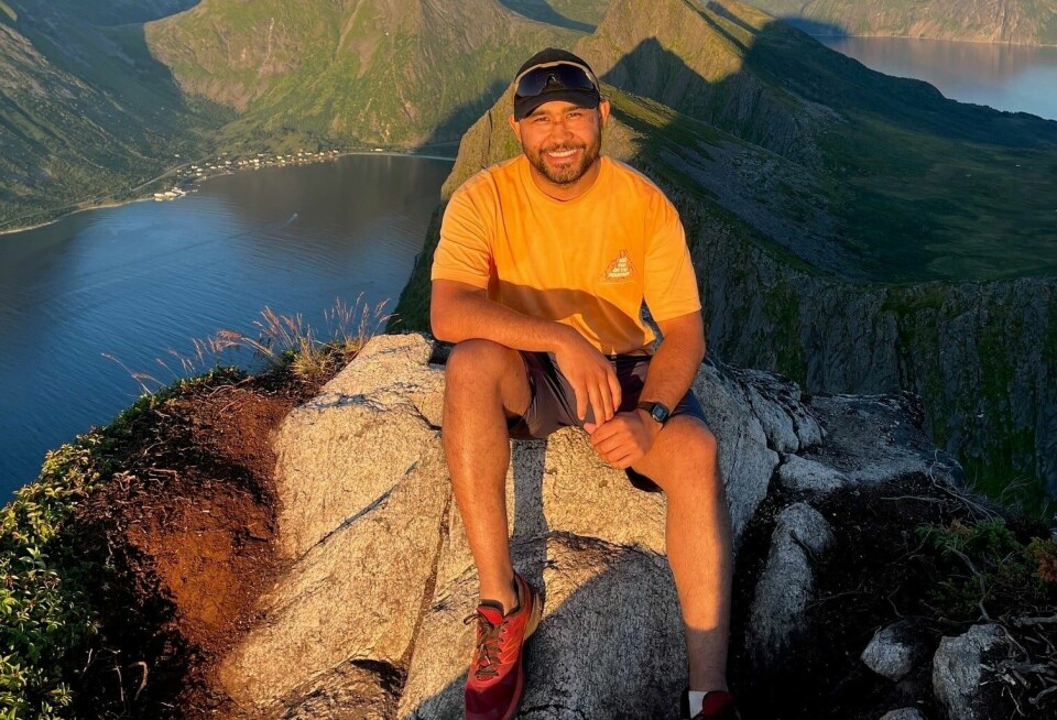 For Akhlaghi er fjellturer selve livet. Hadi Akhlaghi skal sykle Europa på langs og tvers