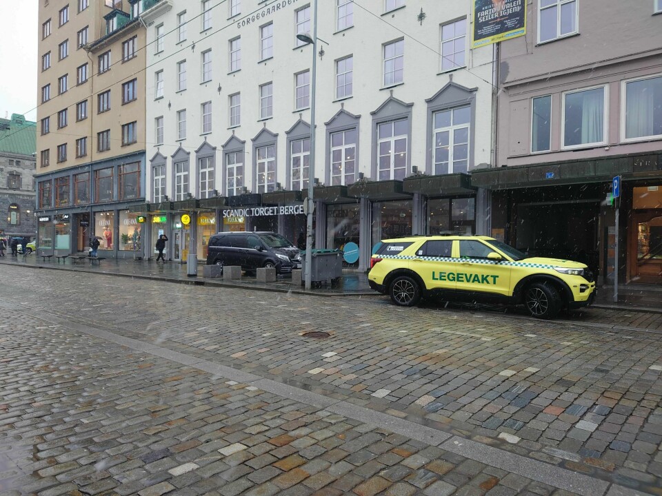 En død person er funnet på et hotell i Bergen. Død person funnet på hotell i Bergen