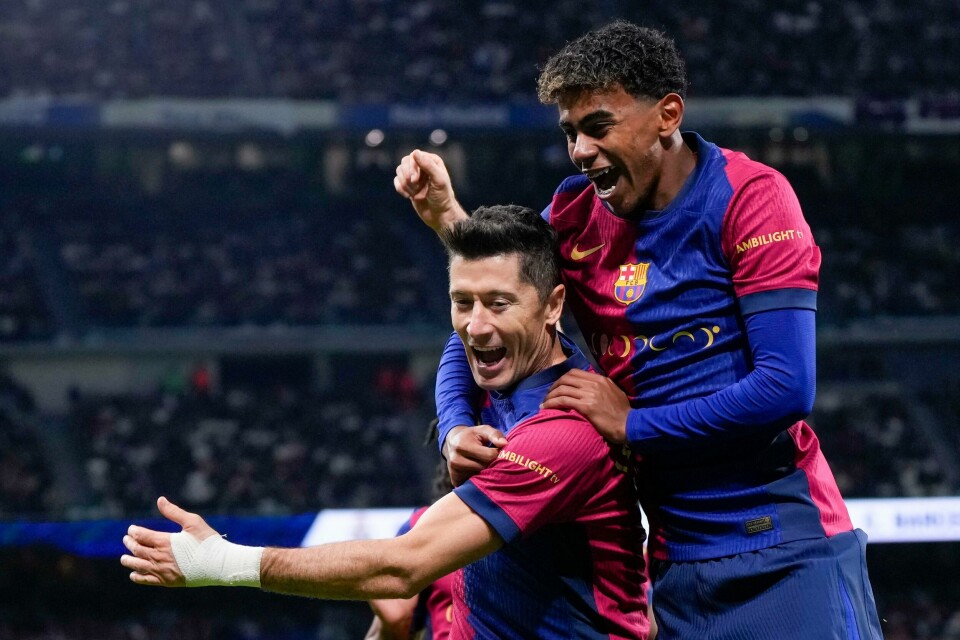 Robert Lewandowski og Lamine Yamal jubler etter 2-0-scoringen mot Real Madrid. Robert Lewandowski og Lamine Yamal jubler etter 2-0-scoringen mot Real Madrid. Foto: Manu Fernandez / AP / NTB