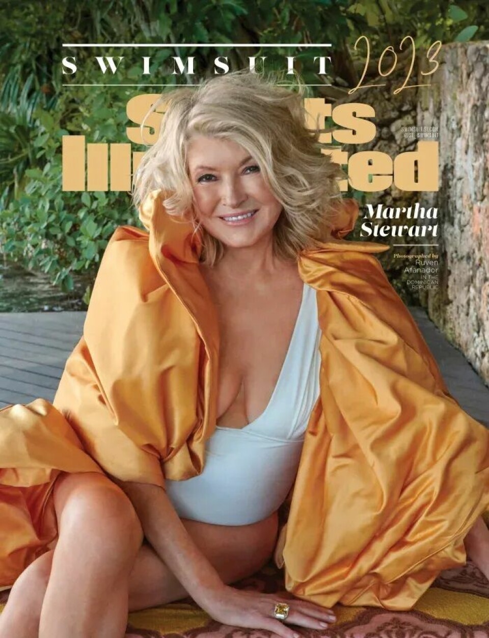 Forsiden av Sports Illustrated Swimsuit med Martha Stewart. Martha Stewart
