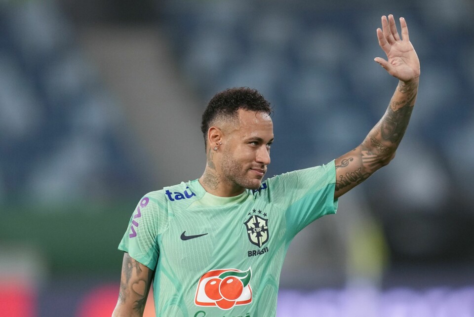 Neymar er skadet igjen. Neymar er skadet igjen. Foto: Andre Penner / AP / NTB
