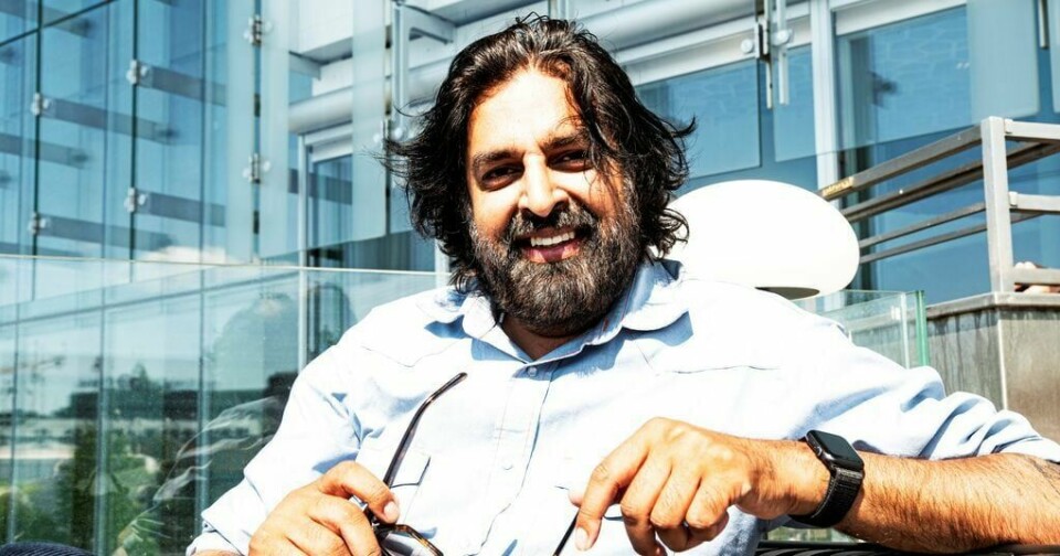 «Dette er min lille hyllest til hverdagsheltene som jobber i det skjulte, men som holder samfunnet gående. Til svaberne blant oss. Håper du liker den!», skriver Zahid Ali på bokomslaget. «Dette er min lille hyllest til hverdagsheltene som jobber i det skjulte, men som holder samfunnet gående. Til svaberne blant oss. Håper du liker den!», skriver Zahid Ali på bokomslaget.
