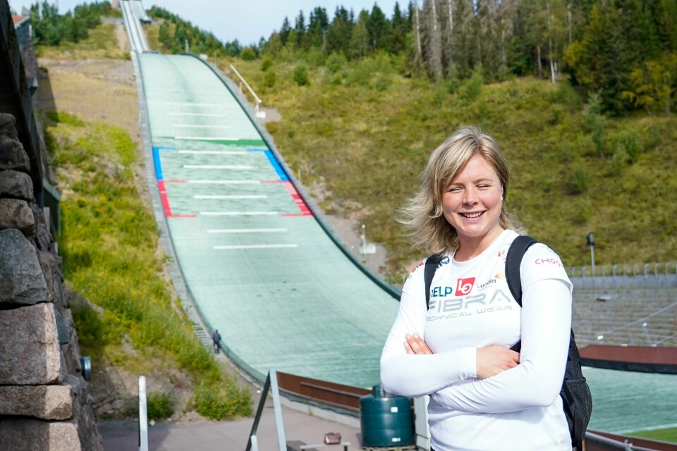 Maren Lundby er ferdigdanset i TV 2-konkurransen «Skal vi danse». Maren Lundby var på plass da Daniel-André Tande var tilbake i Midtstubakken etter fallet i Planica sist helg. Foto: Lise Åserud / NTB.