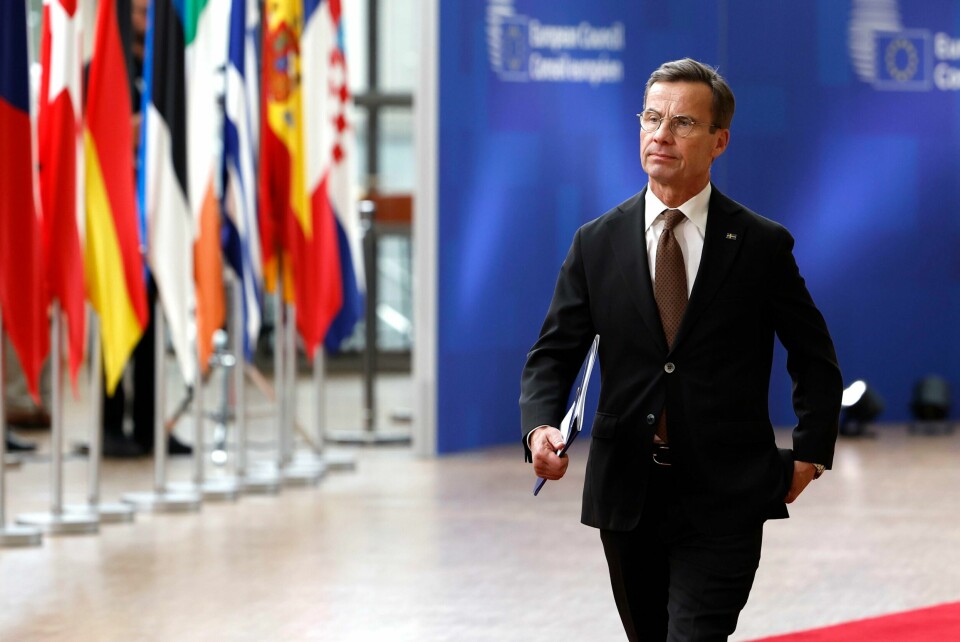 Sveriges statsminister Ulf Kristersson presenterte mandag regjeringens nye strategi for nasjonal sikkerhet. Her ankommer han et EU-toppmøte i Brussel i juni. Arkivfoto. Sveriges statsminister Ulf Kristersson presenterte mandag regjeringens nye strategi for nasjonal sikkerhet. Her ankommer han et EU-toppmøte i Brussel i juni. Arkivfoto: Geert Vanden Wijngaert / AP / NTB