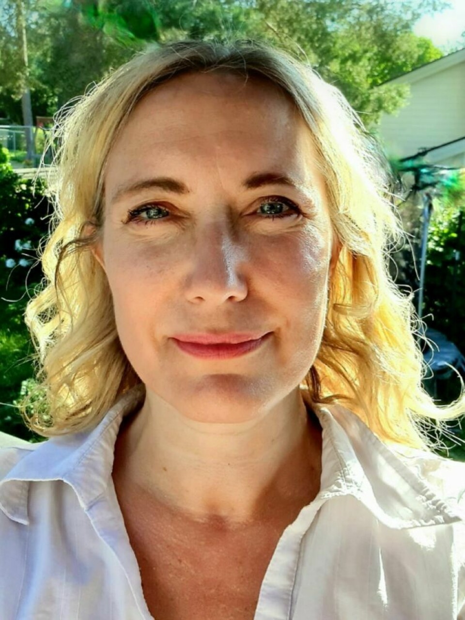Frøydis Lilledalen, Psykologspesialist, forfatter og ufør. Frøydis Lilledalen, Psykologspesialist, forfatter og ufør.
