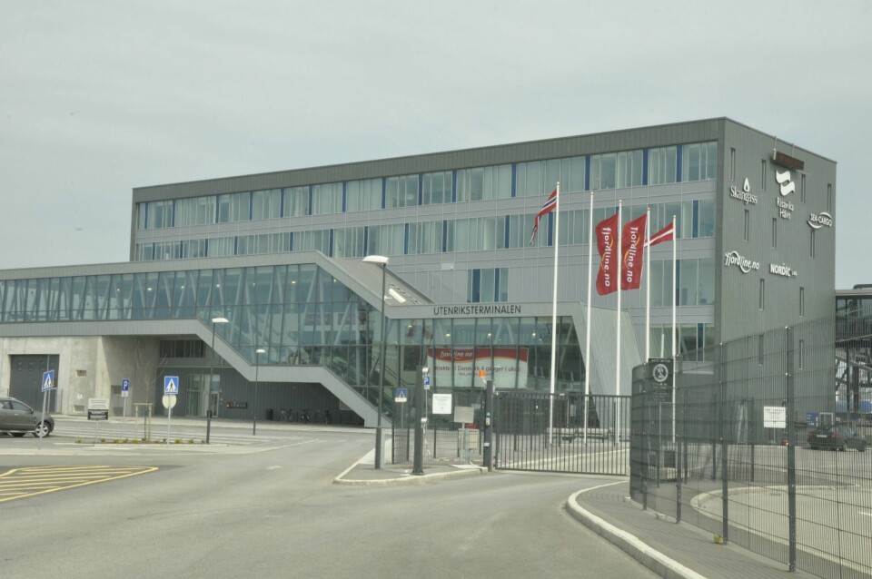 Laget kvalm på ferjeterminalen