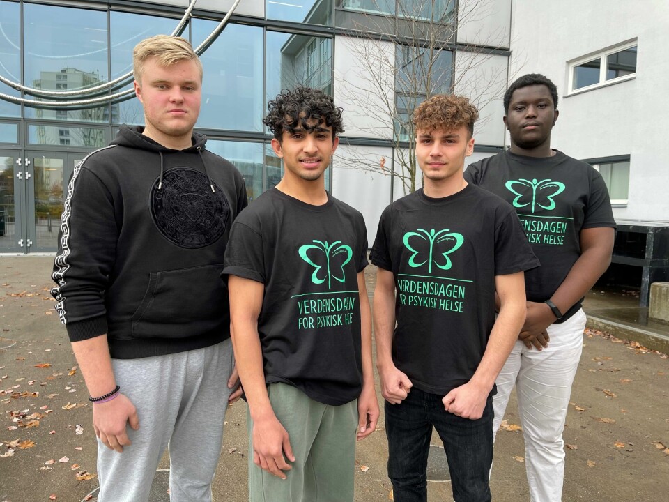 Disse fire står bak initiativet «Boys against sexual harassment». Fra venstre ser du Wajtek Szymczak (17), Renas Muhialdin (17) Aliyan Ahmad (17) og Oshlon Usen (16). Base- H