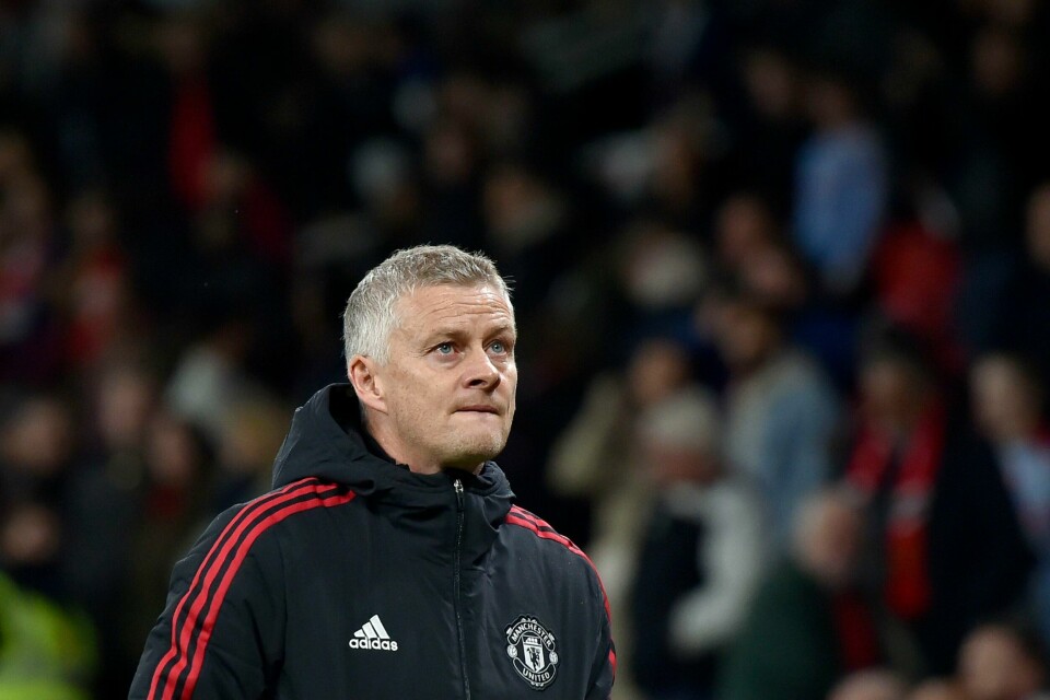 Manchester Uniteds manager Ole Gunnar Solskjær så ut som en slagen mann etter stortapet mot Liverpool. Foto: Rui Vieira / AP / NTB Ole Gunnar Solskjær var betenkt etter Manchester Uniteds 0-5-tap for Liverpool. Foto: Rui Vieira / AP / NTB