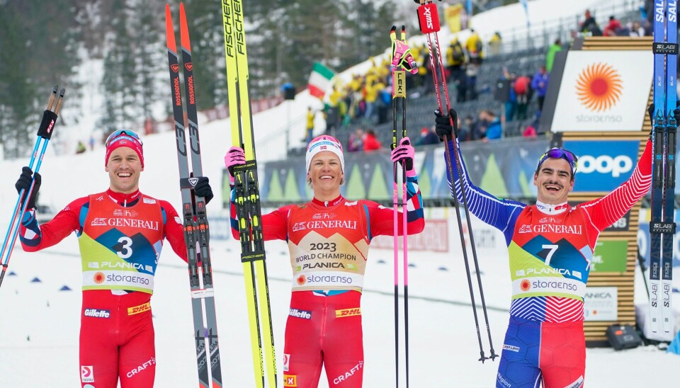 Pål Golberg, Johannes Høsflot Klæbo fra Norge og Jules Chappaz fra Frankrike jubler for sølv, gull og bronse. Pål Golberg, Johannes Høsflot Klæbo fra Norge og Jules Chappaz fra Frankrike jubler for sølv, gull og bronse.