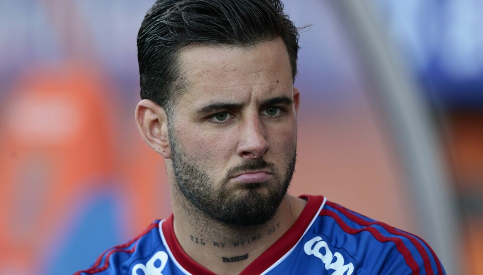 Aron Dønnum scoret åtte minutter på overtid for Standard Liege. I tillegg til Kjartansson er store Vålerenga-profiler som Aron Dønnum, Ivan Näsberg og Kjetil Haug ferdige i klubben i sommer. Foto: Geir Olsen / NTB