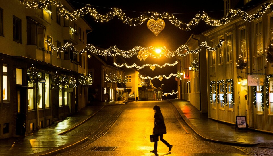 Frogn kommune vil unngå sammenstimling og tenner derfor julegrana i Drøbak tidlig om morgenen. Arkivfoto: Frogn kommune vil unngå sammenstimling og tenner derfor julegrana i Drøbak tidlig om morgenen. Arkivfoto: Håkon Mosvold Larsen / NTB