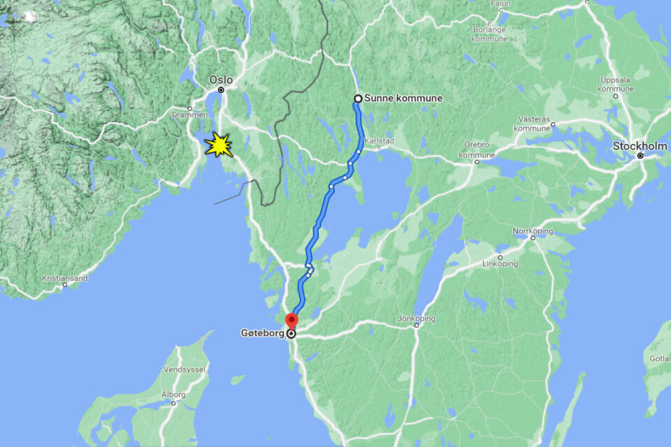 Svensken forklarte at han skulle kjøre fra Sunne til Göteborg, men endte opp med å krasje i Moss (gult felt). Svensken forklarte at han skulle kjøre fra Sunne til Gøteborg, men endte likevel opp med å krasje i Moss (gult felt).