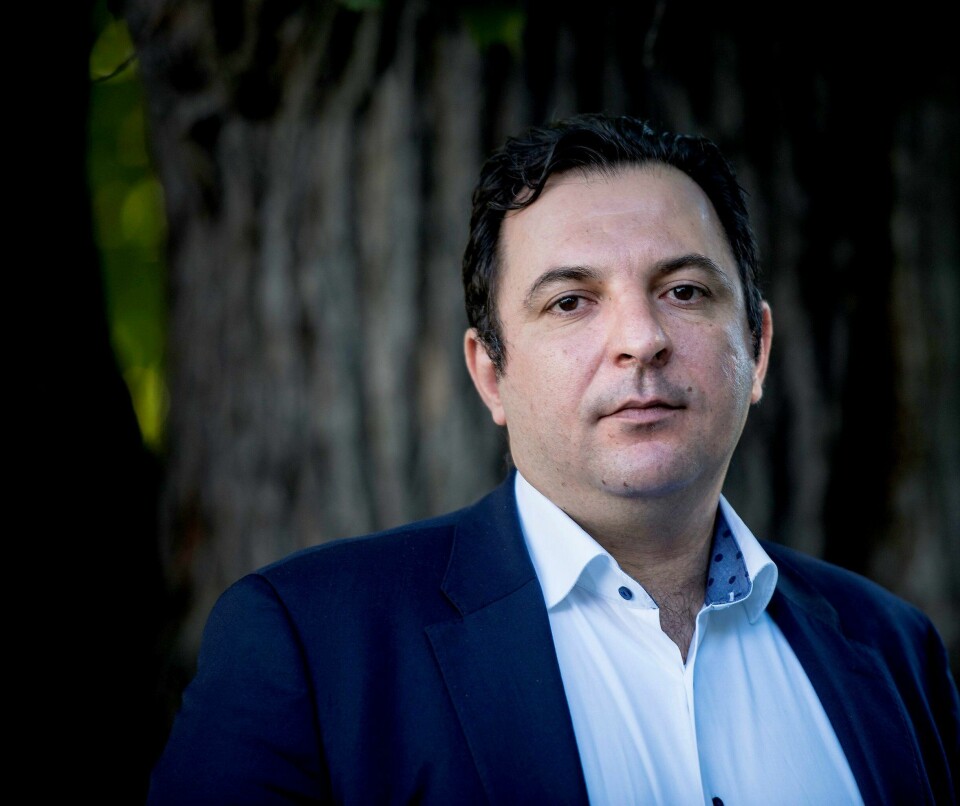 Mazen Darwish er en prisbelønnet og anerkjent menneskerettighetsaktivist som har slåss for et annet Syria lenge før dagens krig.