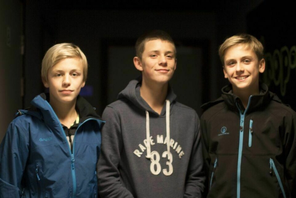 HVER uke. Henrik Gudevold (14), Haakon Haraldsen (14) og Lars Herman Hansen (14) sier de er på klubben nesten hver fredag, og gleder seg til å kjøpe mat.