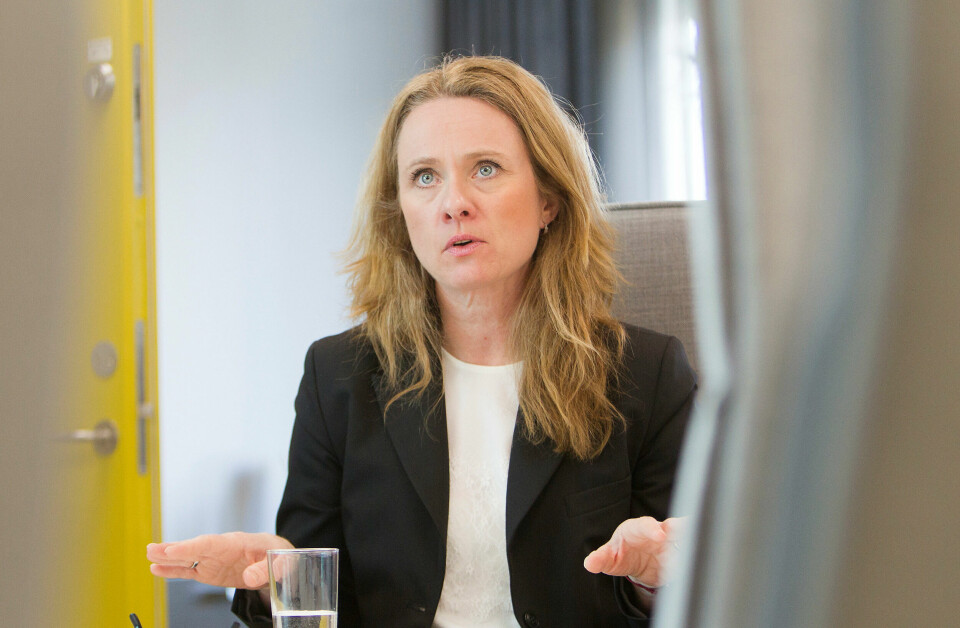 I fjor sommer trådte den nye arbeidsmiljøloven i kraft. Der gis det generell adgang til midlertidige ansettelser i inntil et år. Nå, et år seinere, har det blitt 25.000 flere midlertidig ansatte i Norge, ifølge SSB. Arbeidsminister Anniken Hauglie mener det kan være flere årsaker til den økte bruken av midlertidige stillinger. I fjor sommer trådte den nye arbeidsmiljøloven i kraft. Der gis det generell adgang til midlertidige ansettelser i inntil et år. Nå, et år seinere, har det blitt 25.000 flere midlertidig ansatte i Norge, ifølge SSB. Arbeidsminister Anniken Hauglie mener det kan være flere årsaker til den økte bruken av midlertidige stillinger.