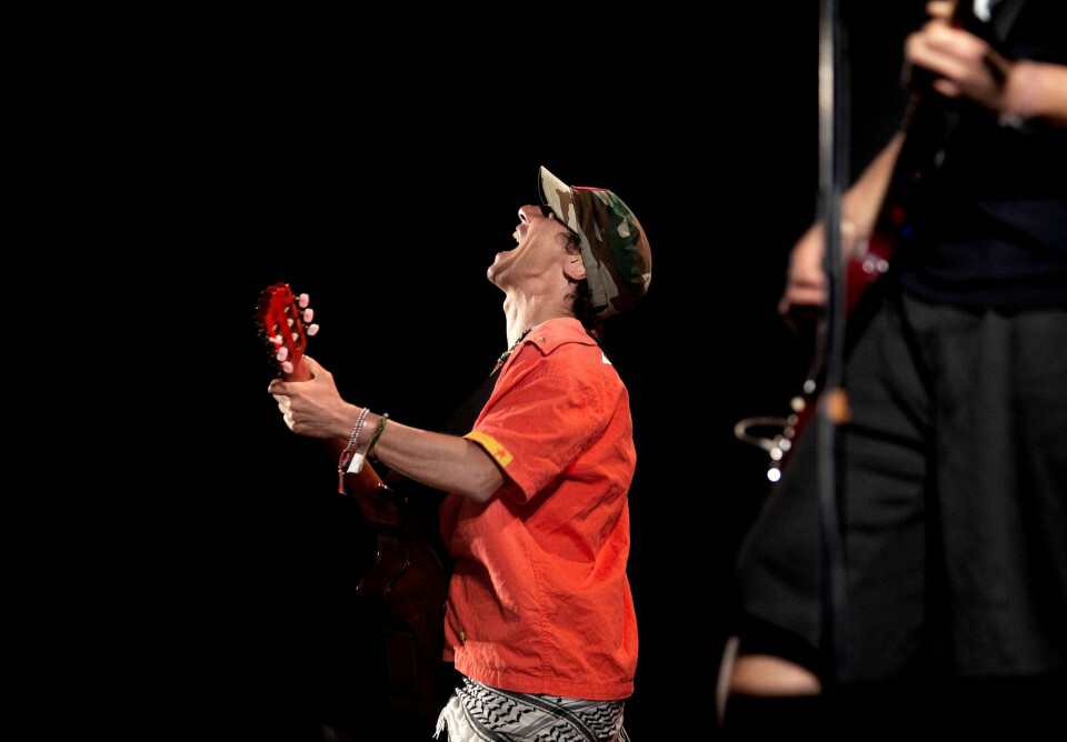 Manu Chao fylte Rådhusplassen til trengsel på Melafestivalen i 2012. Nå kommer han tilbake for å være med på åpningen av Melahuset. Manu Chao fylte Rådhusplassen til trengsel på Melafestivalen i 2012. Nå kommer han tilbake for å være med på åpningen av Melahuset.