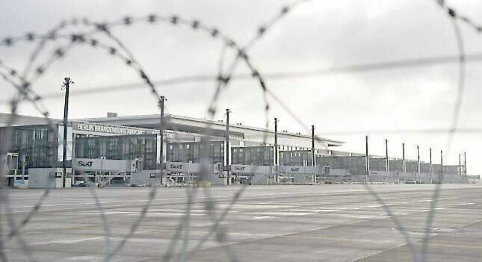 Det lar vente på seg før den nye storflyplassen i Berlin åpner. Trolig skjer det ikke før i 2016, mer enn fire år på overtid. FOTO: ODD ANDERSEN / NTB SCANPIX