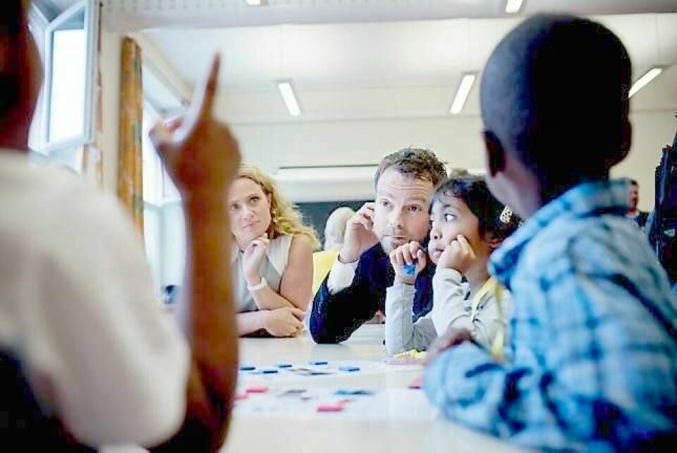 Skolebyråd i Oslo, Anniken Hauglie, og kunnskapsminister Torbjørn Røe Isaksen besøkte i går sommerskolen i Oslo.