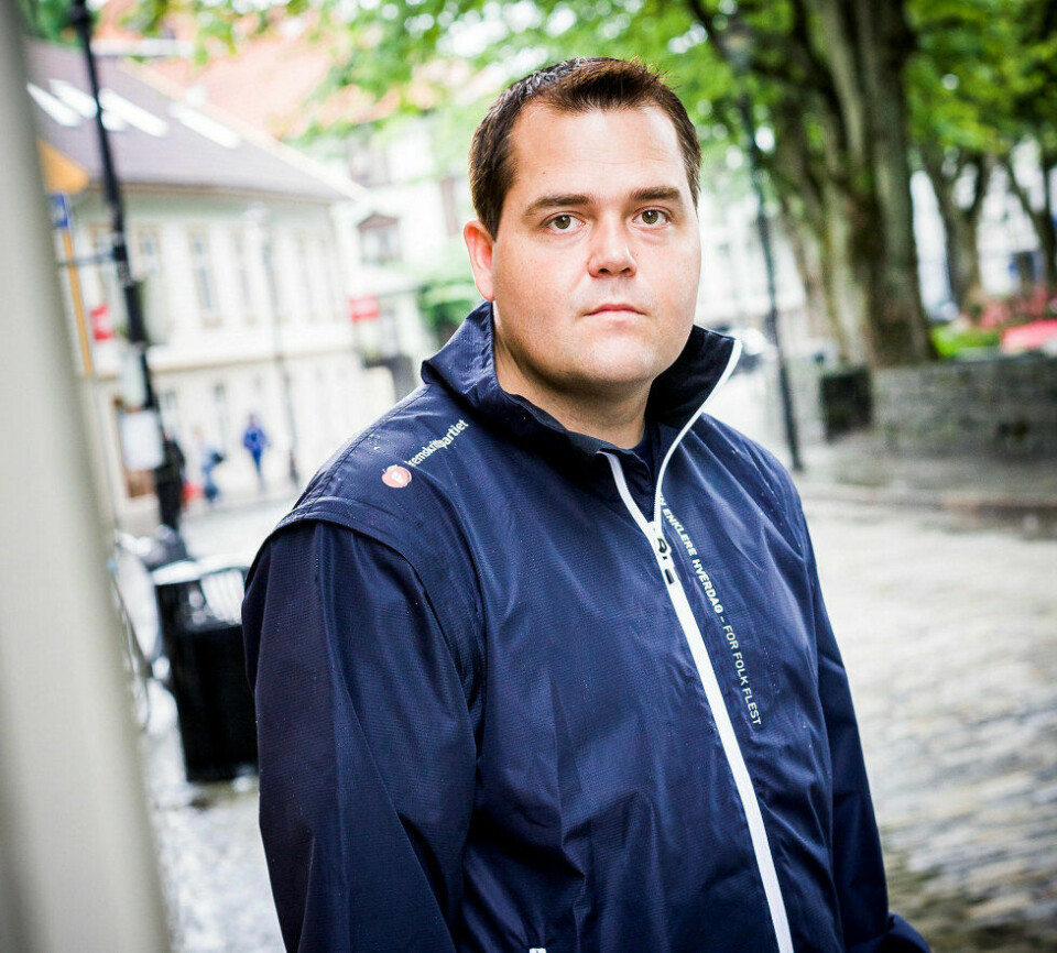 Roy Steffensen (Frp) i finanskomiteen på Stortinget. Roy Steffensen (Frp) i finanskomiteen på Stortinget.