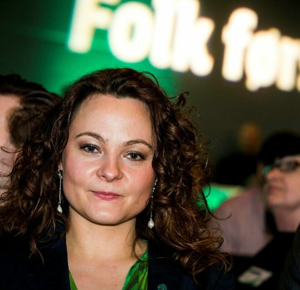 Rebekka Borsch er Buskerud Venstres toppkandidat til stortingsvalget i 2017, og er svært kritisk til at Abid Raja og resten av Venstre-ledelsen ønsker nytt tunnelløp fremfor bru over Oslofjorden.