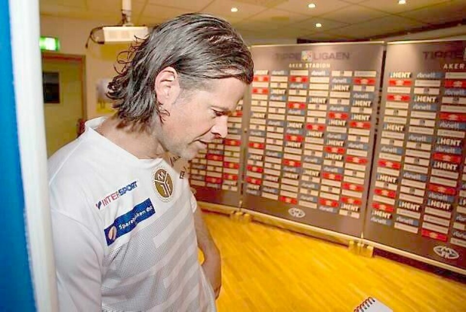 Mjøndalen-trener Vegard Hansen var skuffet etter kampen i går. FOTO: NTB SCANPIX