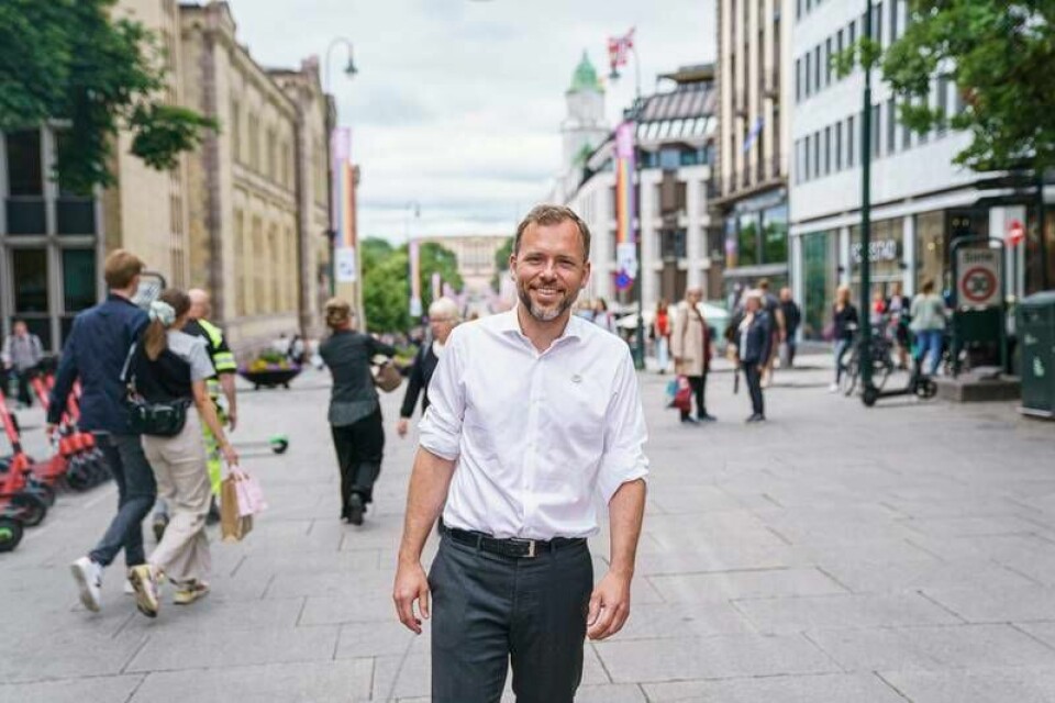 Leder av SV, Audun Lysbakken. Stortinget, Karl Johans gate. Leder av SV, Audun Lysbakken. Stortinget, Karl Johans gate.