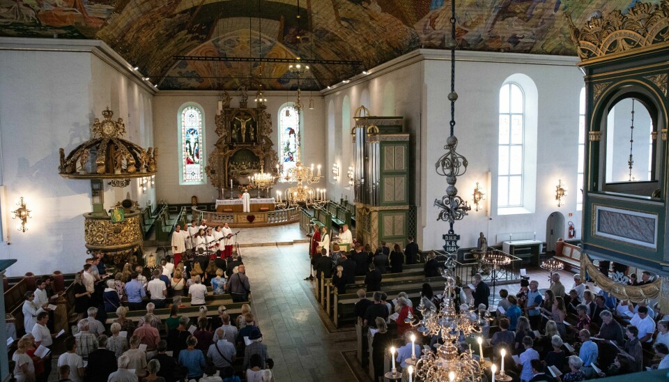 Etter 22. juli ble landets kirker en arena for sorgfellesskap, tilhørighet og trøst. Her fra minnegudstjenesten i Oslo domkirke i 2018. .