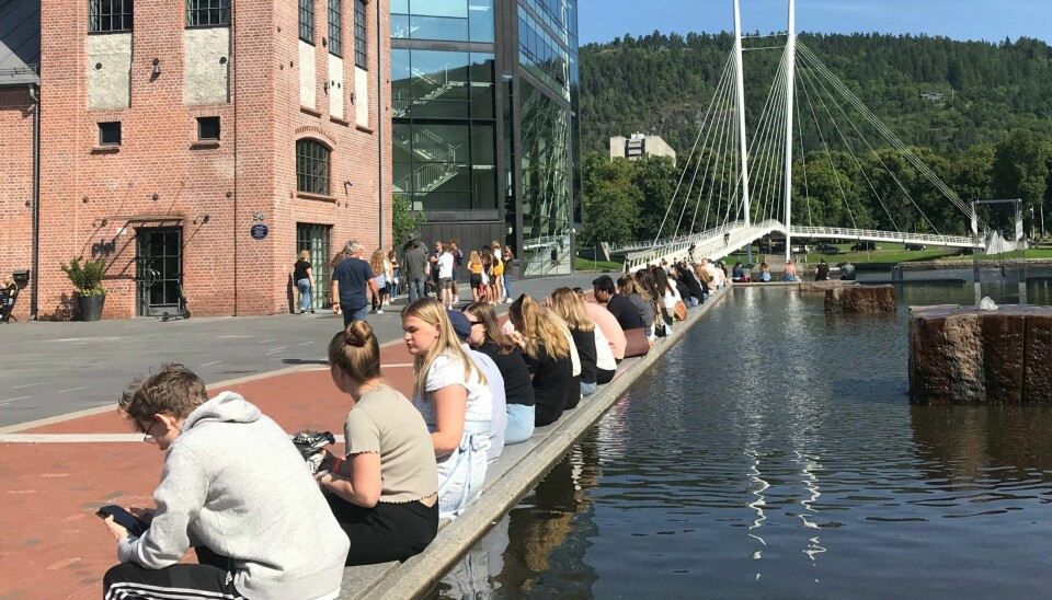 Rekordlange ventelister for å komme inn på sykepleierstudiet ved USN campus Drammen. Rekordlange ventelister for å komme inn på sykepleierstudiet ved USN campus Drammen.