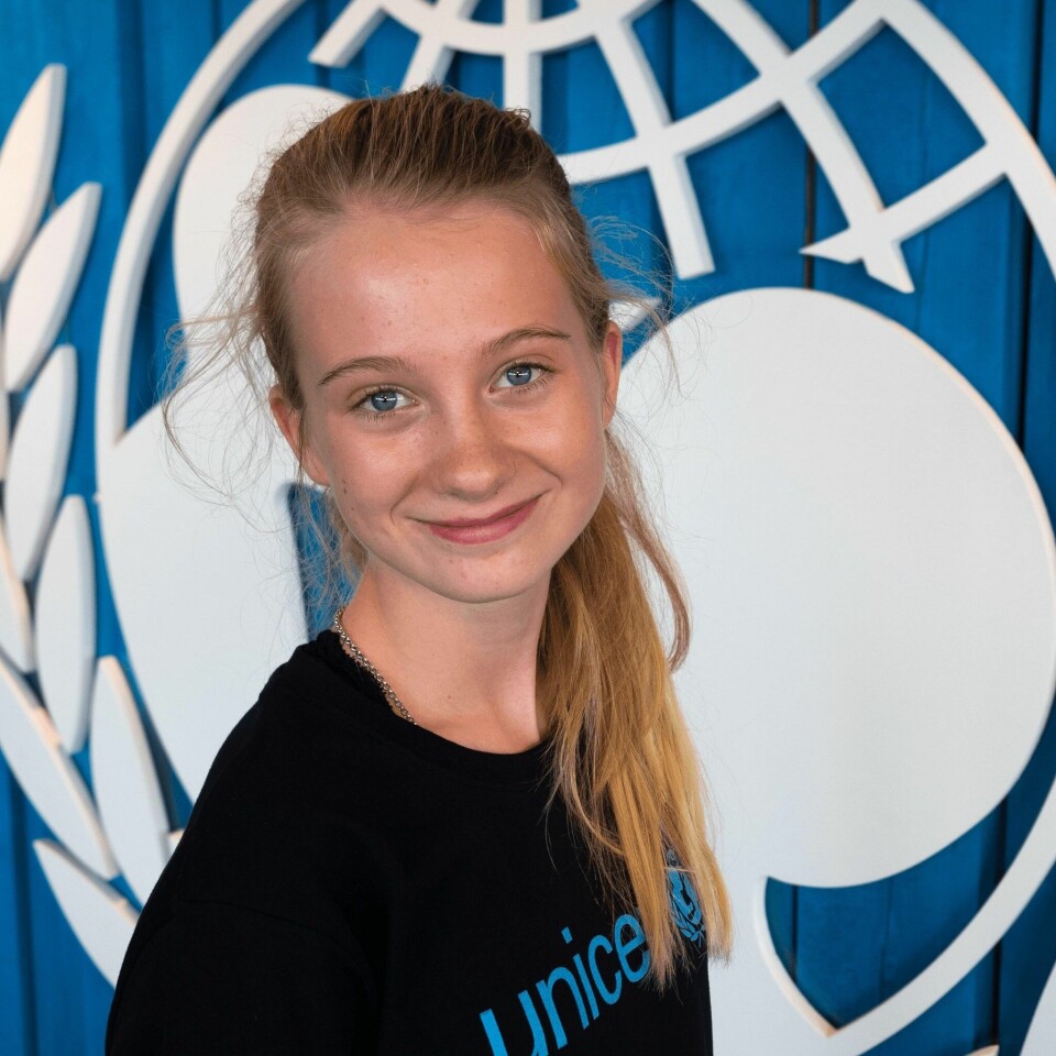 Penelope Lea er den første miljøaktivisten noen gang valgt som ambassadør i hele UNICEF-systemet. Penelope Lea er den første miljøaktivisten noen gang valgt som ambassadør i hele UNICEF-systemet.