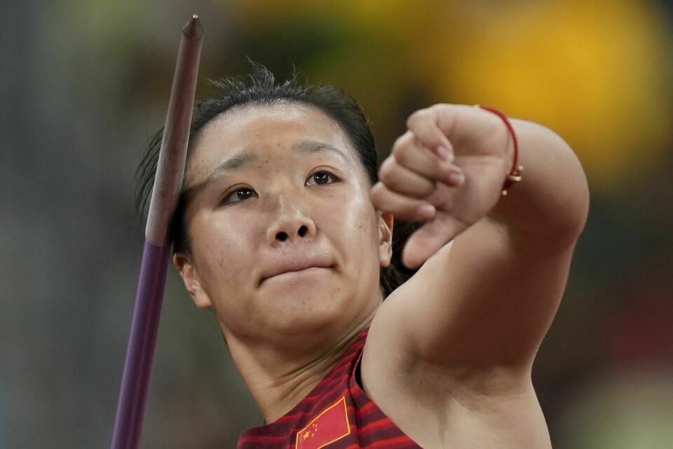 Liu Shiying fra Kina tok gullet i spyd. Liu Shiying fra Kina tok gullet i spyd. Foto: Matthias Schrader / AP / NTB