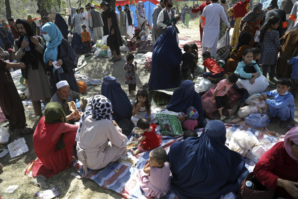 Internt fordrevne flyktninger fra Kunduz-provinsen har søkt tilflukt i en offentlig park i hovedstaden Kabul. Internt fordrevne flyktninger fra Kunduz-provinsen har søkt tilflukt i en offentlig park i hovedstaden Kabul.