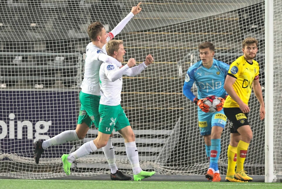 Vetle Skjærvik og Kristian Eriksen jubler for scoring. Her fra desember. Foto: Geir Olsen / NTB HamKam vil ikke selge Vetle Skjærvik (t.h.). Foto: Geir Olsen / NTB