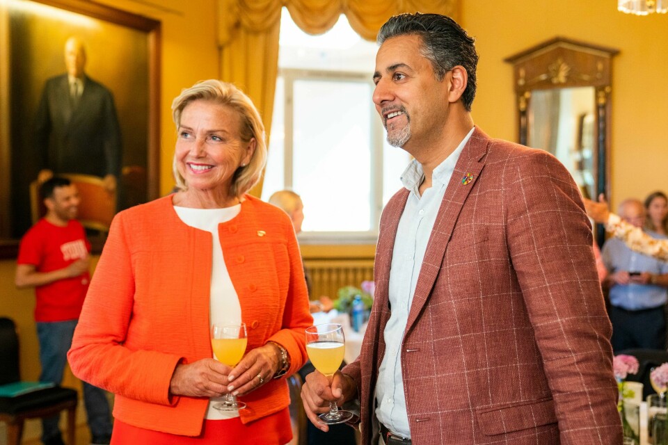 Det holder med taler, det holder med tomme utrykk for bekymring. Nå må idrettspresident Berit Kjøll og kulturminister Abid Raja våkne opp, skriver Omar Samy Gamal (SV).