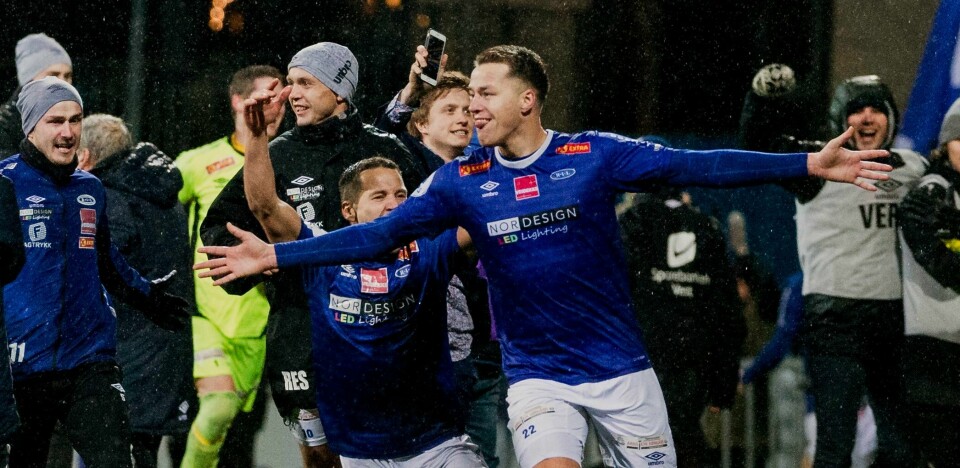 Michael Karlsen ble den store helten for vertene da han scoret på straffe rett før slutt og satte den avgjørende ballen i straffesparkkonkurransen.