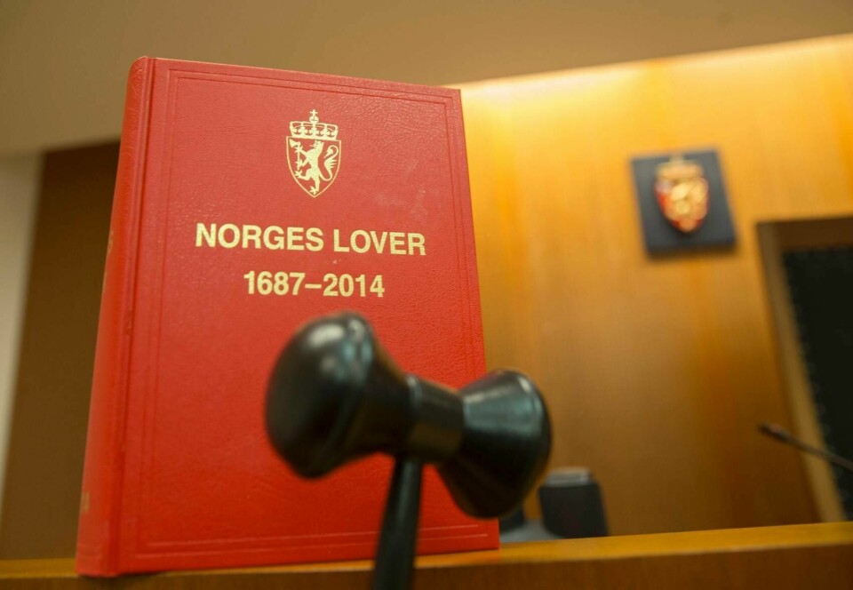 Nok en overgrepssak ble nylig behandlet i Fredrikstad tingrett. Denne gang en far som misbrukte sin datter gjennom ni år fra jenta var åtte år. Illustrasjonsfoto