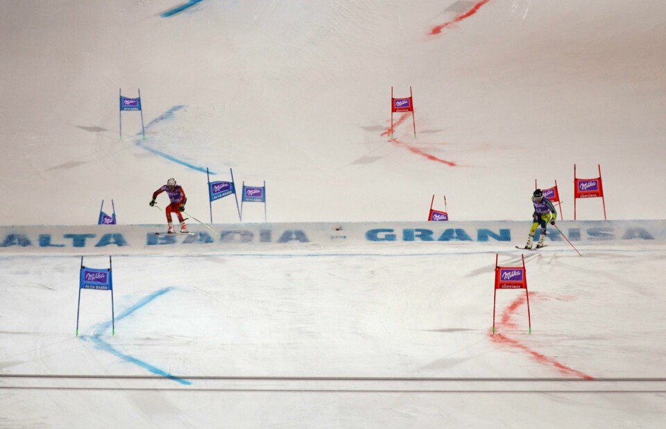 Henrik Kristoffersen (t.v.) er hårfint bak vinneren Mats Olsson i finalen.