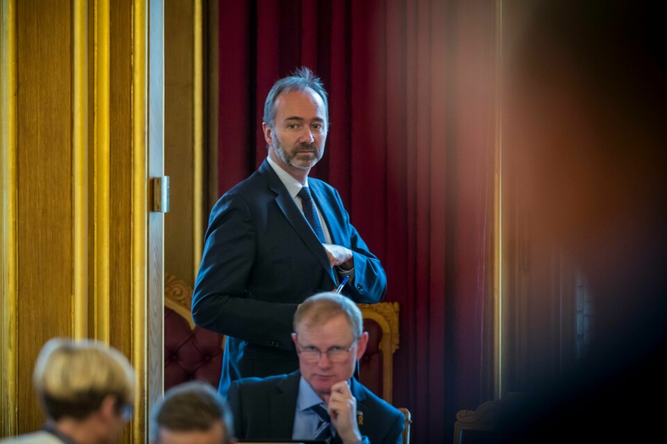 Ap-nestleder Trond Giske kan ha brutt likestillingsloven, konkluderes det i et internt Ap-notat.