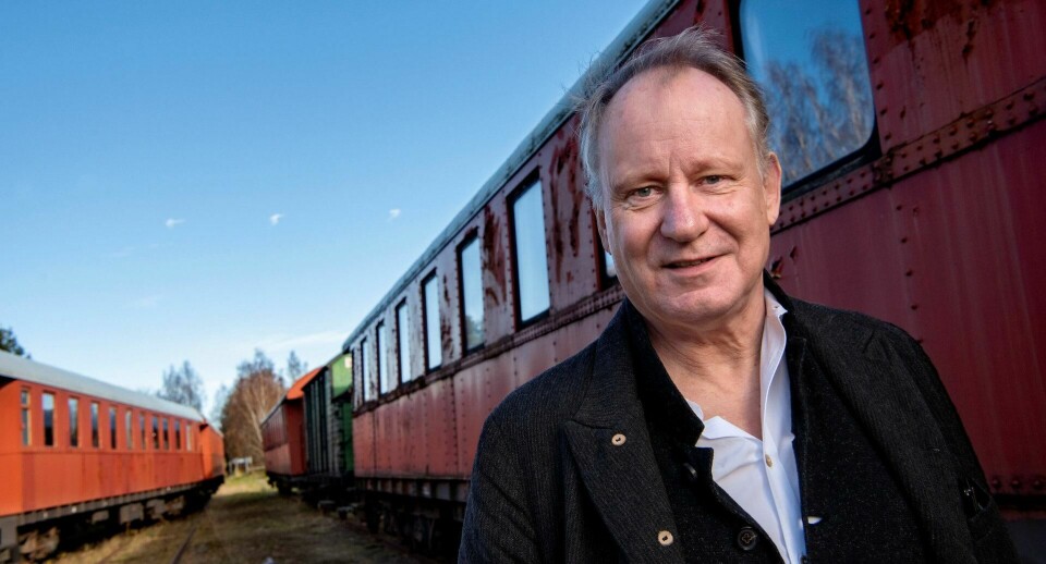 Stellan Skarsgård under innspillingen av 'Out Stealing Horses' ved småbyen Åmål i Sverige. Stellan Skarsgård under innspillingen av 'Out Stealing Horses' ved småbyen Åmål i Sverige.
