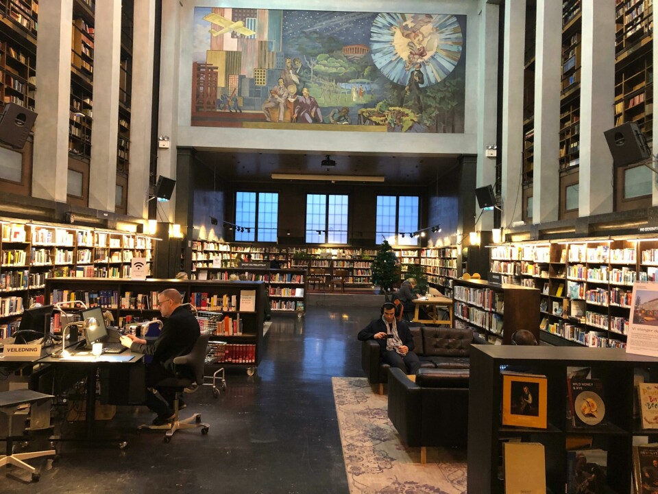 Stenger bibliotekdørene for godt. Og neste år skal bygget selges. ###