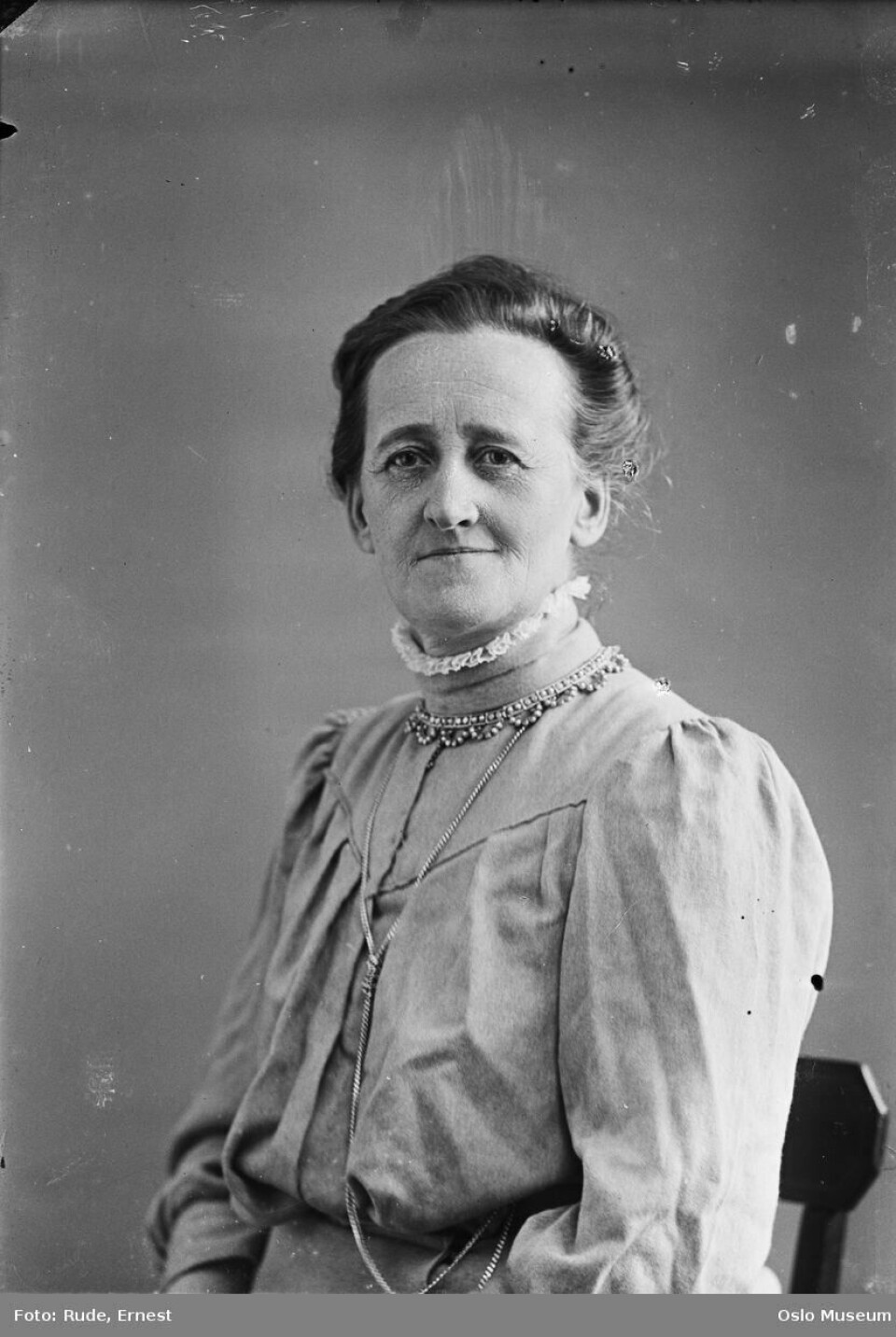 Portrett av Honoria i 1913. Dessverre finnes det ingen bilder av Mimi. Portrett av Honoria i 1913. Dessverre finnes det ingen bilder av Mimi.