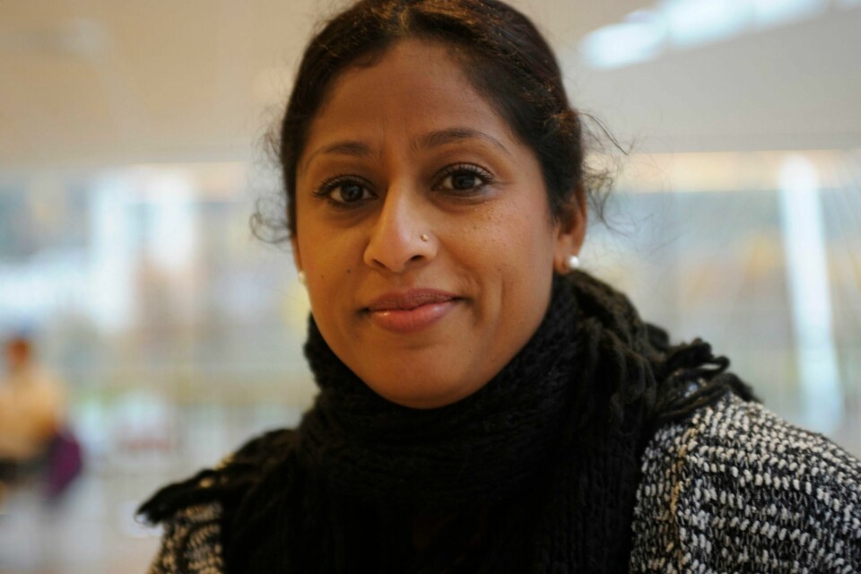 Nasim Rizvi er nestleder i Buskerud Innvandrerråd. Rådet arrangerer nå et fakkeltog mot et omstridt vedtak som sier at Drammen kommune ønsker kun å ta i mot ukrainske flyktninger. Nasim Rizvi er styremedlem i Buskerud Innvandrerråd, og holdt et innlegg på Mållagets seminar om språkopplæring for innvandrere på HVB 24. oktober 2014, der hun tok til orde for å fjerne obligatorisk nynorsk. FOTO: KATRINE STRØM