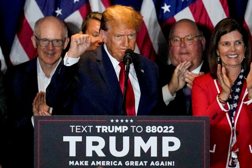 Donald Trump sier seieren i South Carolina er større enn ventet. Donald Trump sier seieren i South Carolina er større enn ventet.