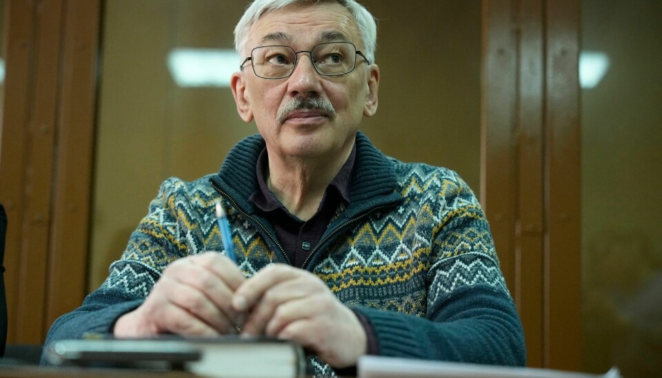 Memorial-leder Oleg Orlov (70) er dømt til fengsel for å ha kritisert Russlands krigføring i Ukraina. Memorial-leder Oleg Orlov (70) er dømt til fengsel for å ha kritisert Russlands krigføring i Ukraina. Foto: Aleksandr Zemliantsjenko / AP / NTB