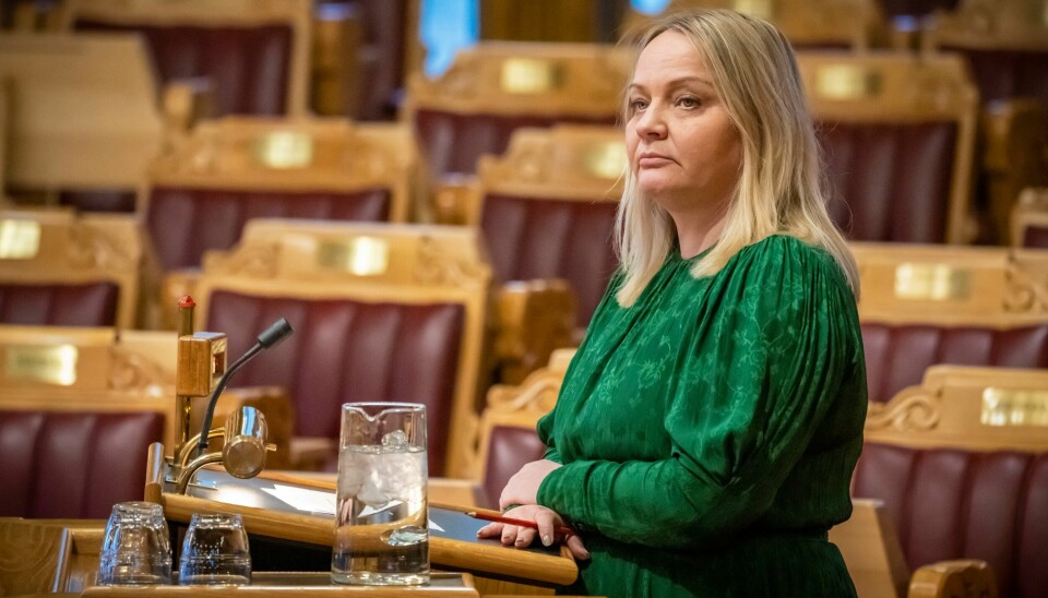 – Hvis regjeringen vil tilfredsstille fagbevegelsen når det skal forhandles om NTP i Stortinget, må den komme til oss, konstaterer Mona Fagerås i SV. – Hvis regjeringen vil tilfredsstille fagbevegelsen når det skal forhandles om NTP i Stortinget, må den komme til oss, konstaterer Mona Fagerås i SV.