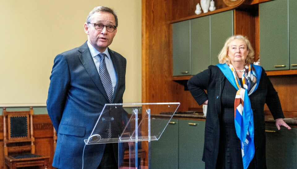 Høyesterettsdommer Arne Ringnes redegjorde for Høyesteretts behandling av den kommende Karasjok-saken i januar sammen med høyesterettsjustitiarius Toril Marie Øie. Høyesterettsdommer Arne Ringnes redegjorde for Høyesteretts behandling av den kommende Karasjok-saken i januar sammen med høyesterettsjustitiarius Toril Marie Øie. Foto: Gorm Kallestad / NTB